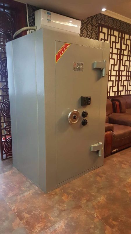 گاوصندوق اصغرزاده